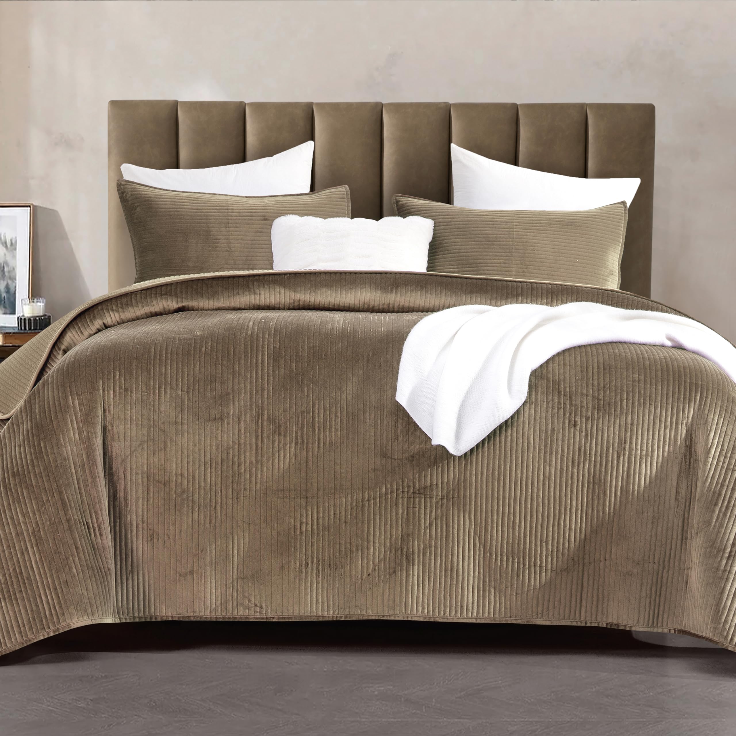Elegant Comfort Luxury 3-Piece Velvet Corduroy Stripe Quilt Set, Ultra Soft Bedspread - Cozy Velvet Coverlet Set - 3PC Medium Weight Quilted Set with Matching Pillow Shams, Queen, Khaki